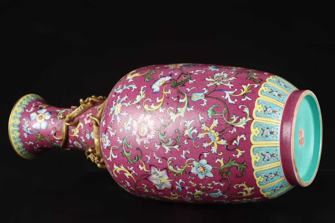 An Exquisite Ruby Red-Glazed Lotus Pattern Dragon Vase - 8