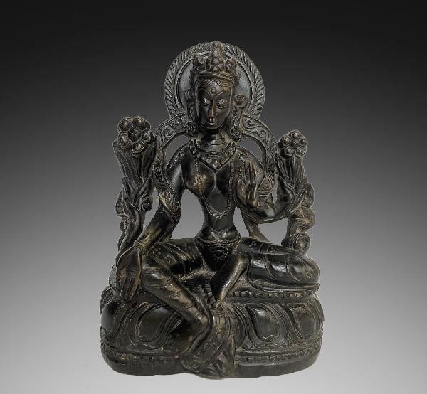 An Exquisite Black Stone Green Tara Ornament: An Exquisite Black Stone Green Tara Ornament,Qing Dynasty, China,Size:9.1inx6.5inx3in,Weight:2767g 黑石绿度母摆件,中国清代