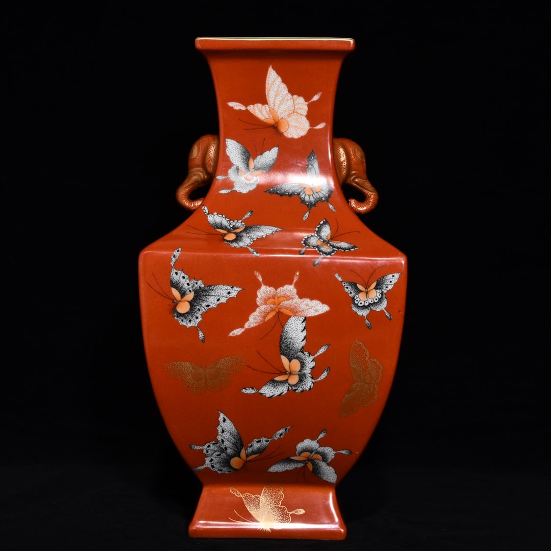 An Exquisite Iron-Red Ink Color Painted Gold Butterfly Pattern Elephant-Ears Vase: An Exquisite Iron-Red Ink Color Painted Gold Butterfly Pattern Elephant-Ears Vase,Qing Dynasty, China,Qianlong Six-character Mark,Size:13inx6.8in 矾红墨彩描金උ
