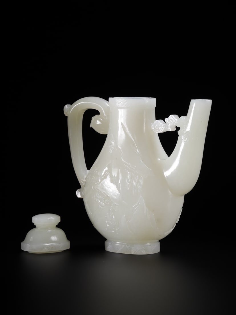 An Exquisite Hotan Jade Figures Pattern Ewer - 3