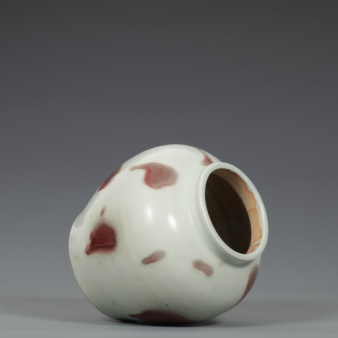 An Exquisite Underglaze-Red Jar - 7