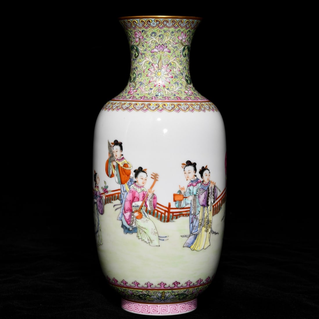 An Exquisite Famille-Rose Figures Pattern Vase: An Exquisite Famille-Rose Figures Pattern Vase,Qing Dynasty, China,Jiaqing Six-character Mark,Size:8.7inx3.9in