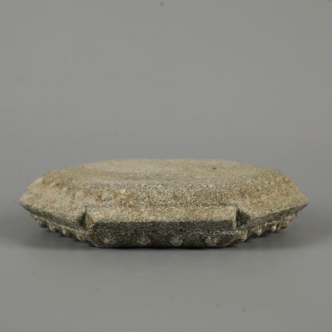 An Exquisite Stone Base: An Exquisite Stone Base,Han Dynasty, China,Size:1.8inx7.5in 石质底座,中国汉代