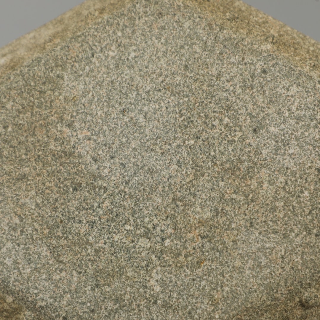 An Exquisite Stone Base - 6