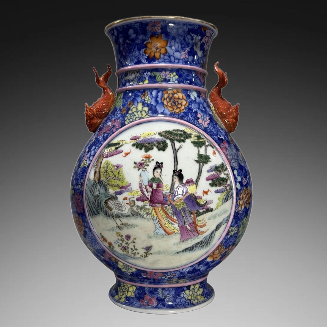 An Exquisite Famille-Rose Figures Pattern Fish-Ears Vase: An Exquisite Famille-Rose Figures Pattern Fish-Ears Vase,Qing Dynasty, China,Qianlong Six-character Mark,Size:14.4inx8.1in 粉彩人物纹鱼耳瓶,中