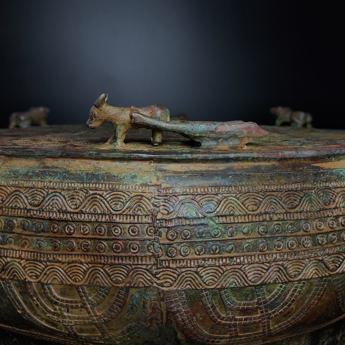 An Exquisite Bronze Frog Drum - 8