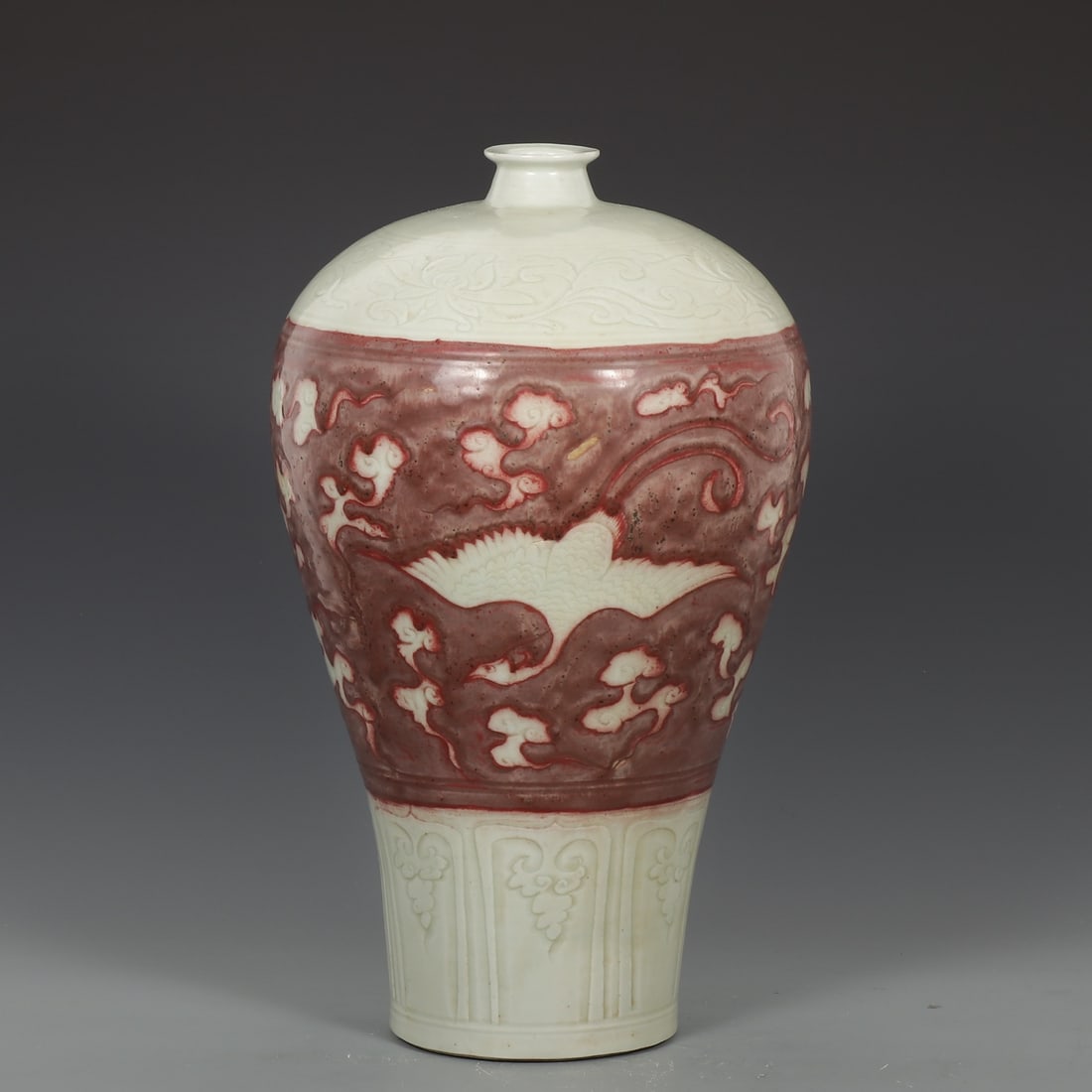 An Exquisite Underglaze-Red Phoenix Pattern Vase - 6