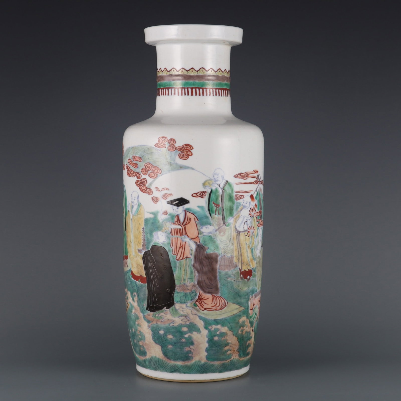 An Exquisite Doucai Arhat Pattern Vase - 2