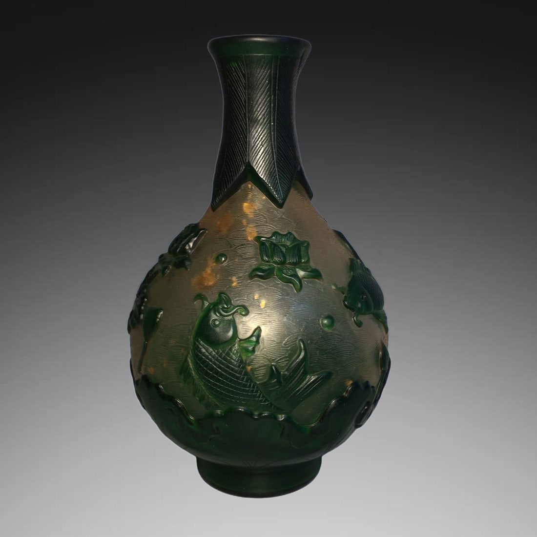 An Exquisite Colored Glaze Fish Pattern Vase - 3