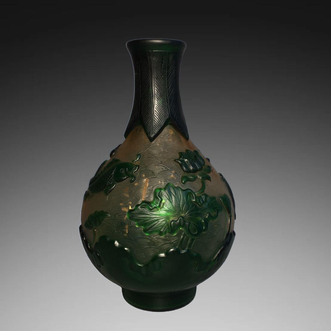 An Exquisite Colored Glaze Fish Pattern Vase - 5