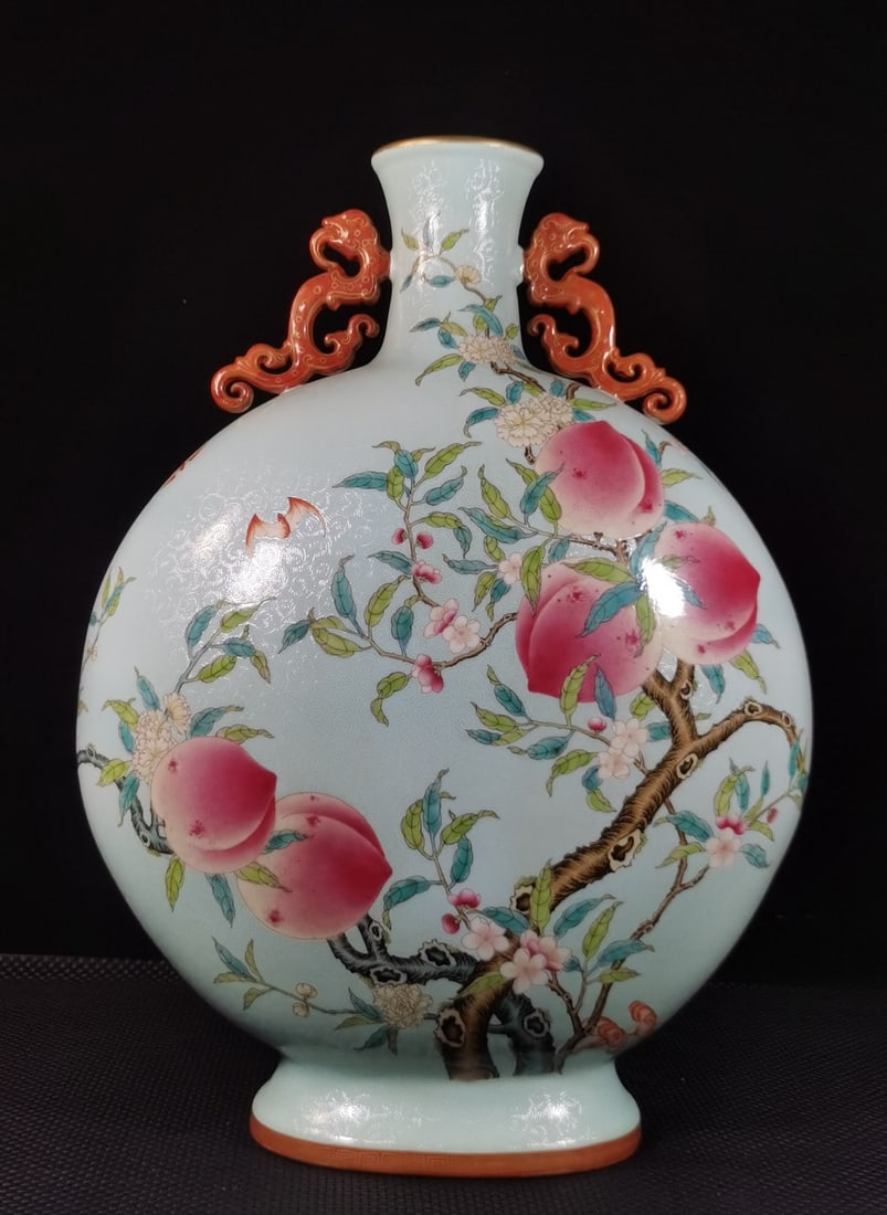 An Exquisite Famille-Rose Turquoise-Glazed Peach Pattern Dragon-Ears Vase: An Exquisite Famille-Rose Turquoise-Glazed Peach Pattern Dragon-Ears Vase,Qing Dynasty, China,Qianlong Four-character Mark,Size:20.9inx15.4in