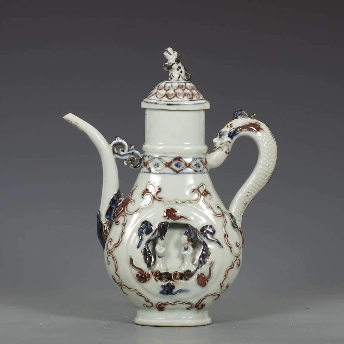 An Exquisite Blue and White Underglaze-Red Dragon Handle Ewer: An Exquisite Blue and White Underglaze-Red Dragon Handle Ewer,Yuan Dynasty, China,Size:11inx2.4inx5.5in