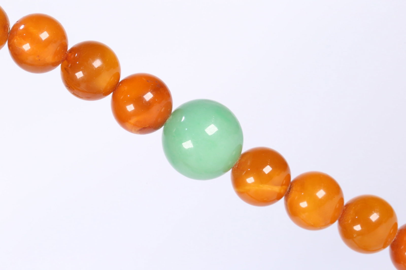 An Exquisite Beeswax Bracelets - 8