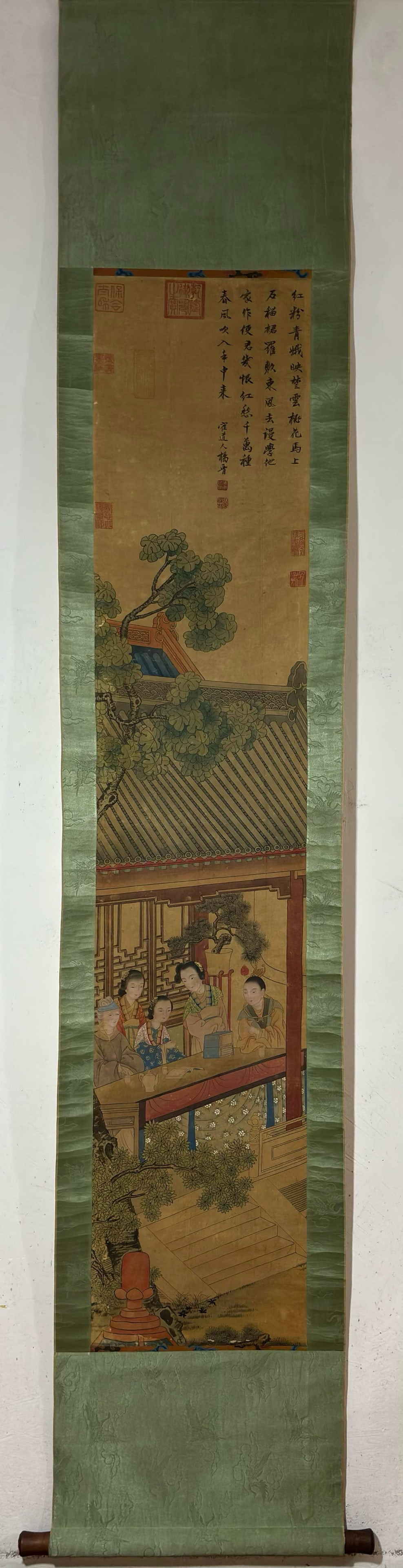 A Chinese Vertical Scroll Ink Painting of Figure on Silk,Yang Jin: A Chinese Vertical Scroll Ink Painting of Figure on Silk,Yang Jin,Size:(Without
