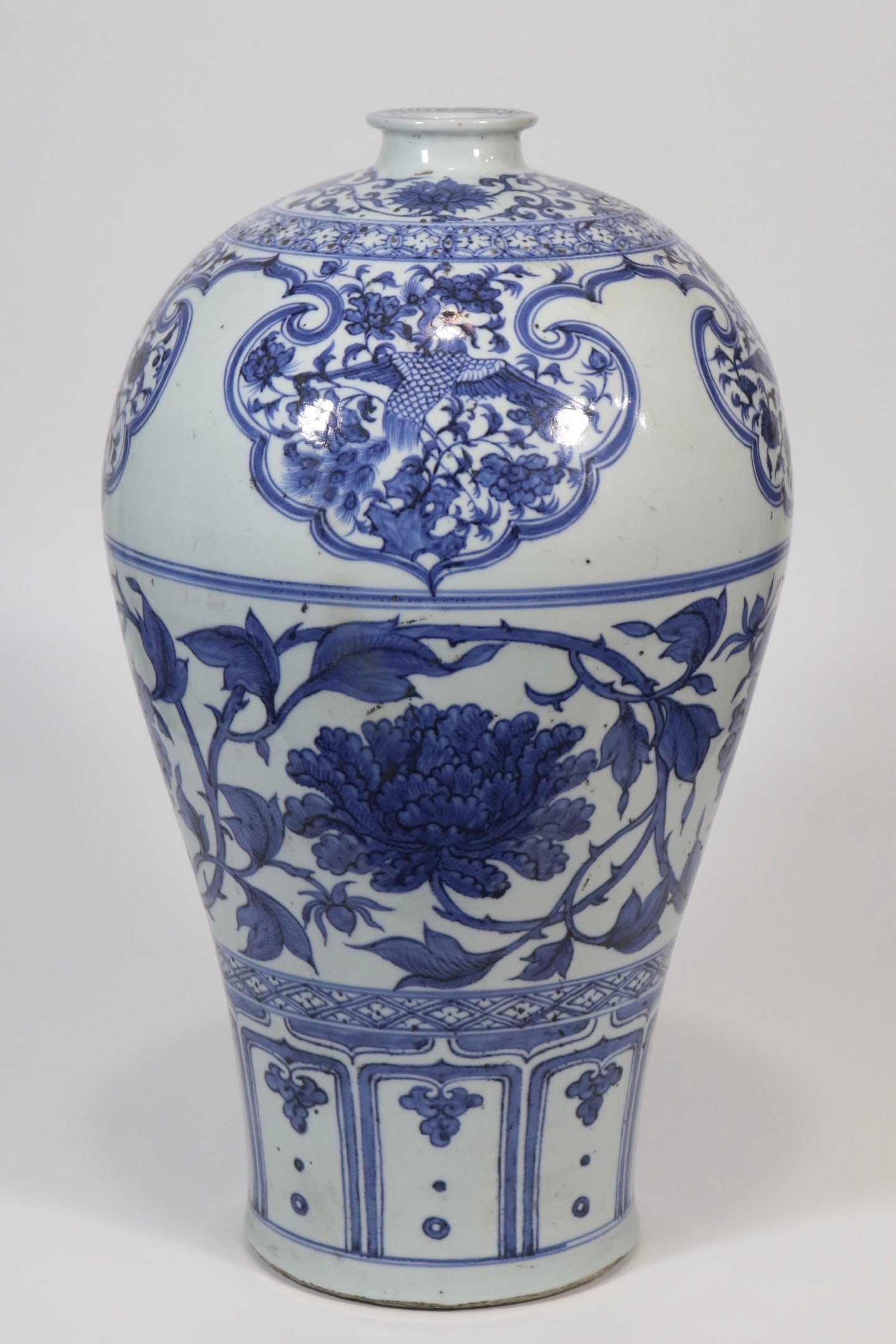 A Huge Blue and White Peony and Phoenix Pattern Vase (1 of 8)