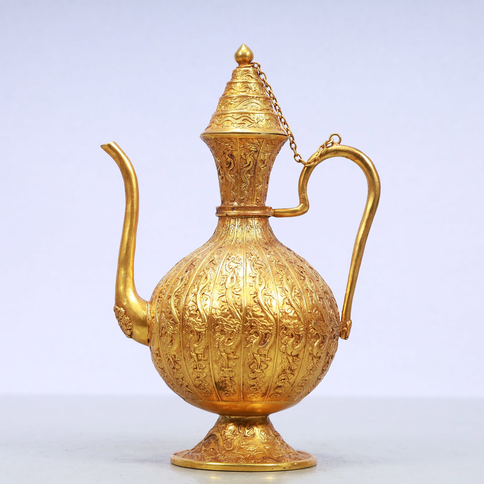 A Exquisite Gilt Bronze Dragon Pattern Ewer (1 of 11)