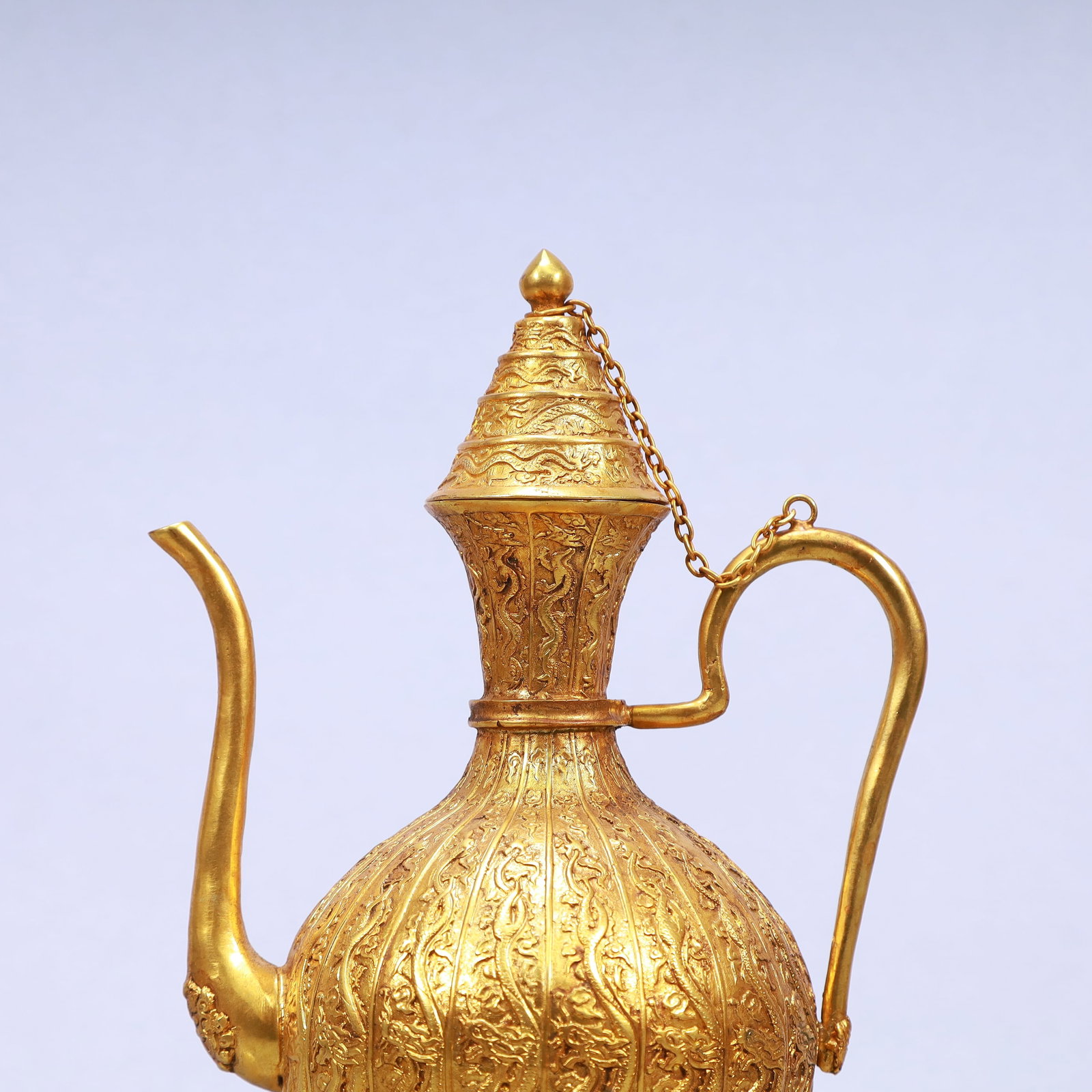 A Exquisite Gilt Bronze Dragon Pattern Ewer - 2