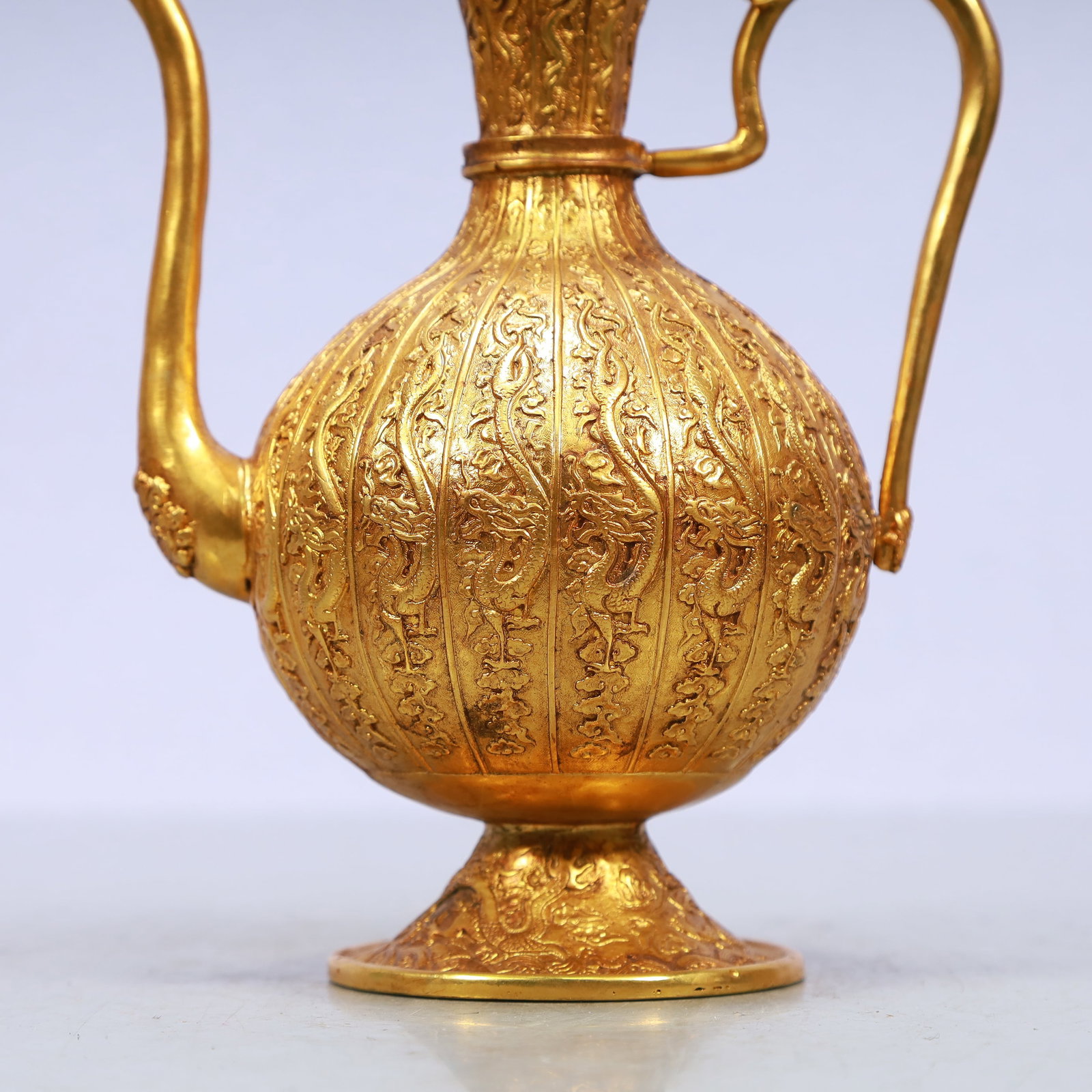 A Exquisite Gilt Bronze Dragon Pattern Ewer - 3