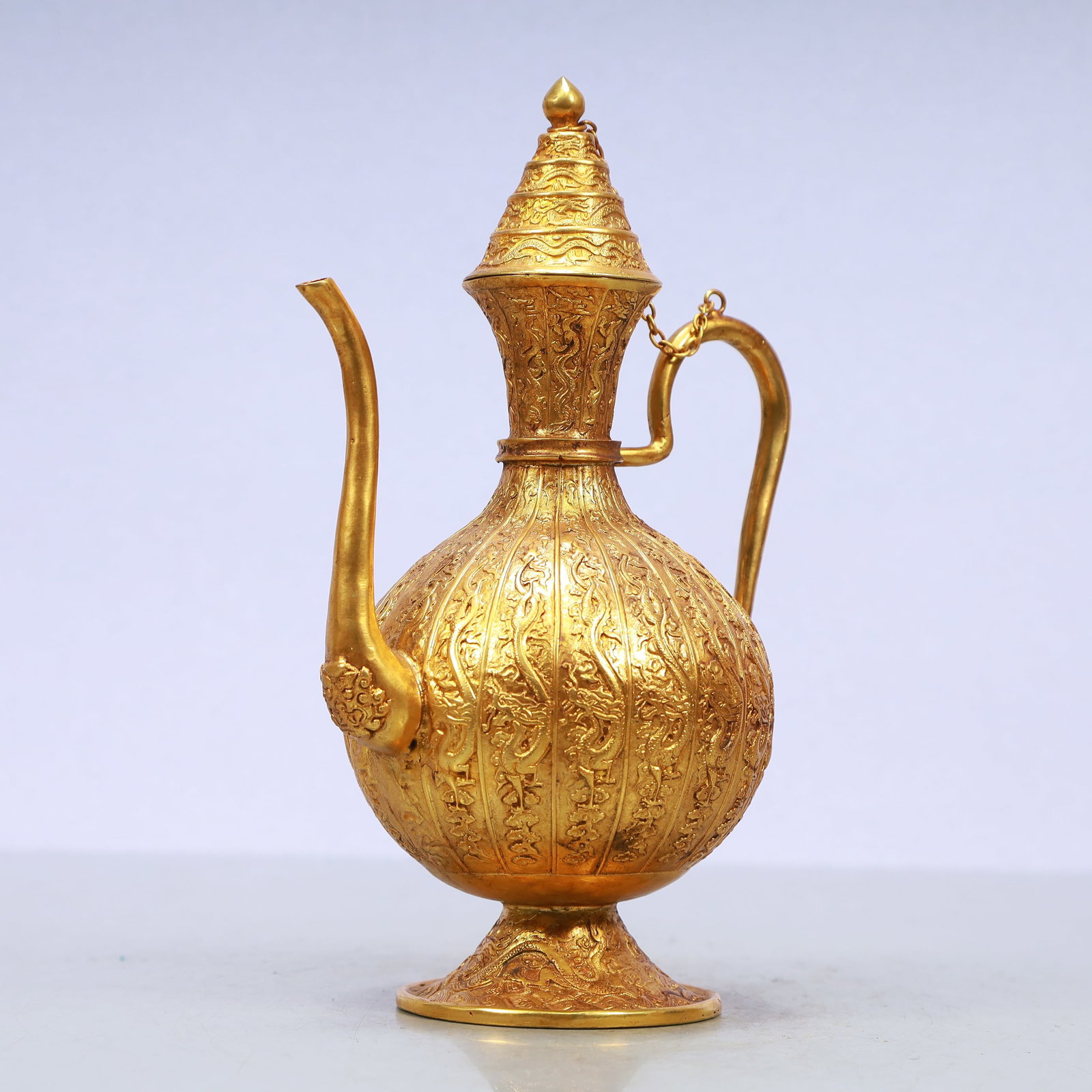 A Exquisite Gilt Bronze Dragon Pattern Ewer - 4