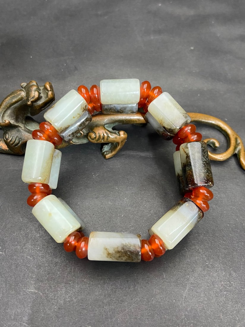 An Exquisite Archaic Jade Bracelets (1 of 9)