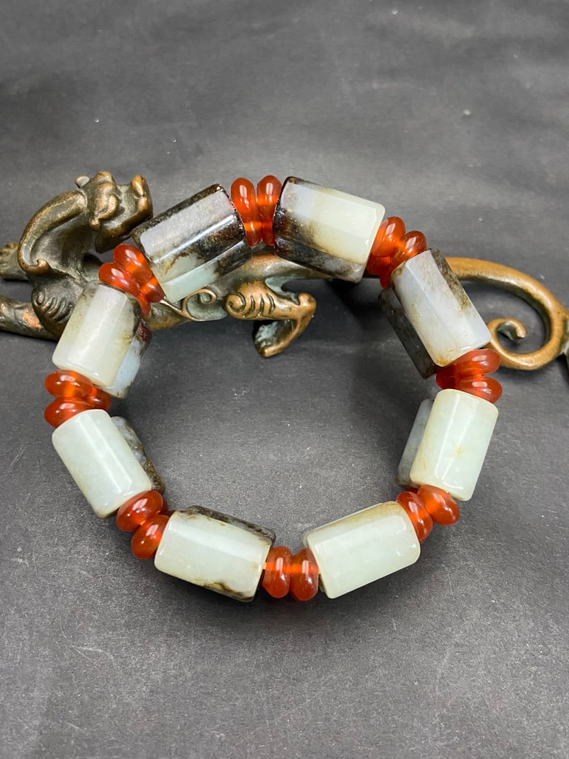An Exquisite Archaic Jade Bracelets - 2