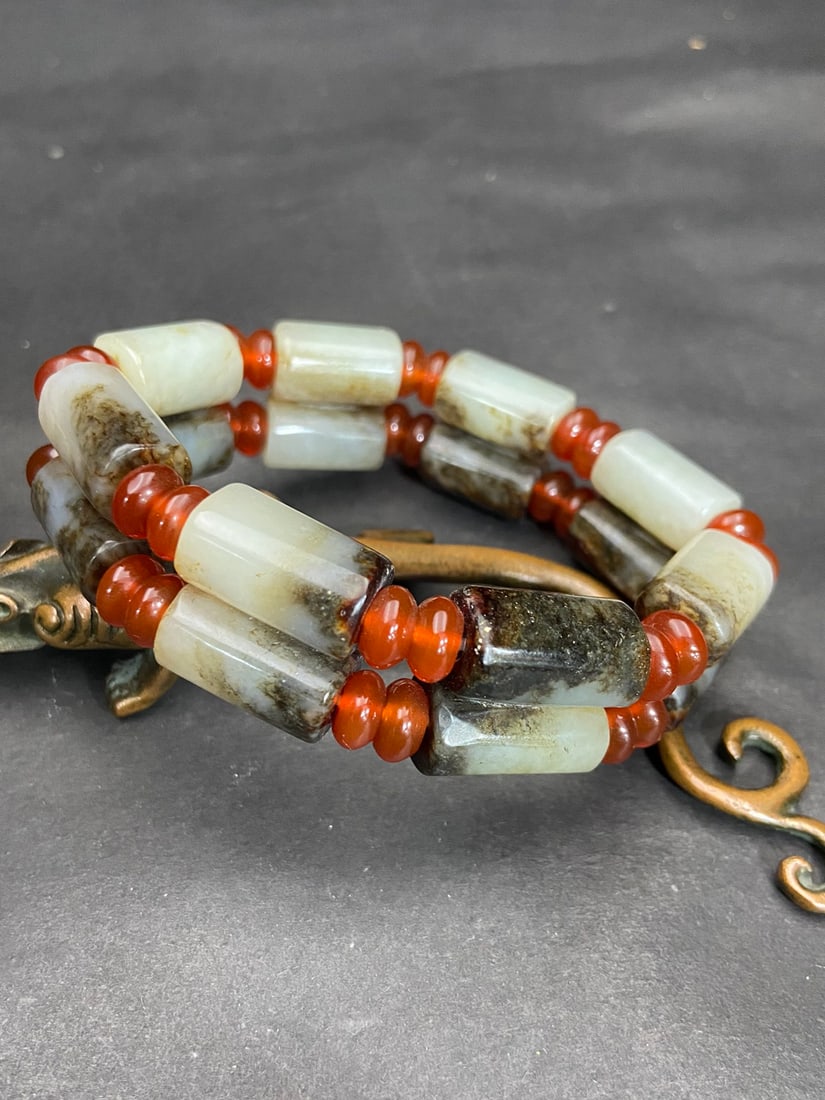 An Exquisite Archaic Jade Bracelets - 9