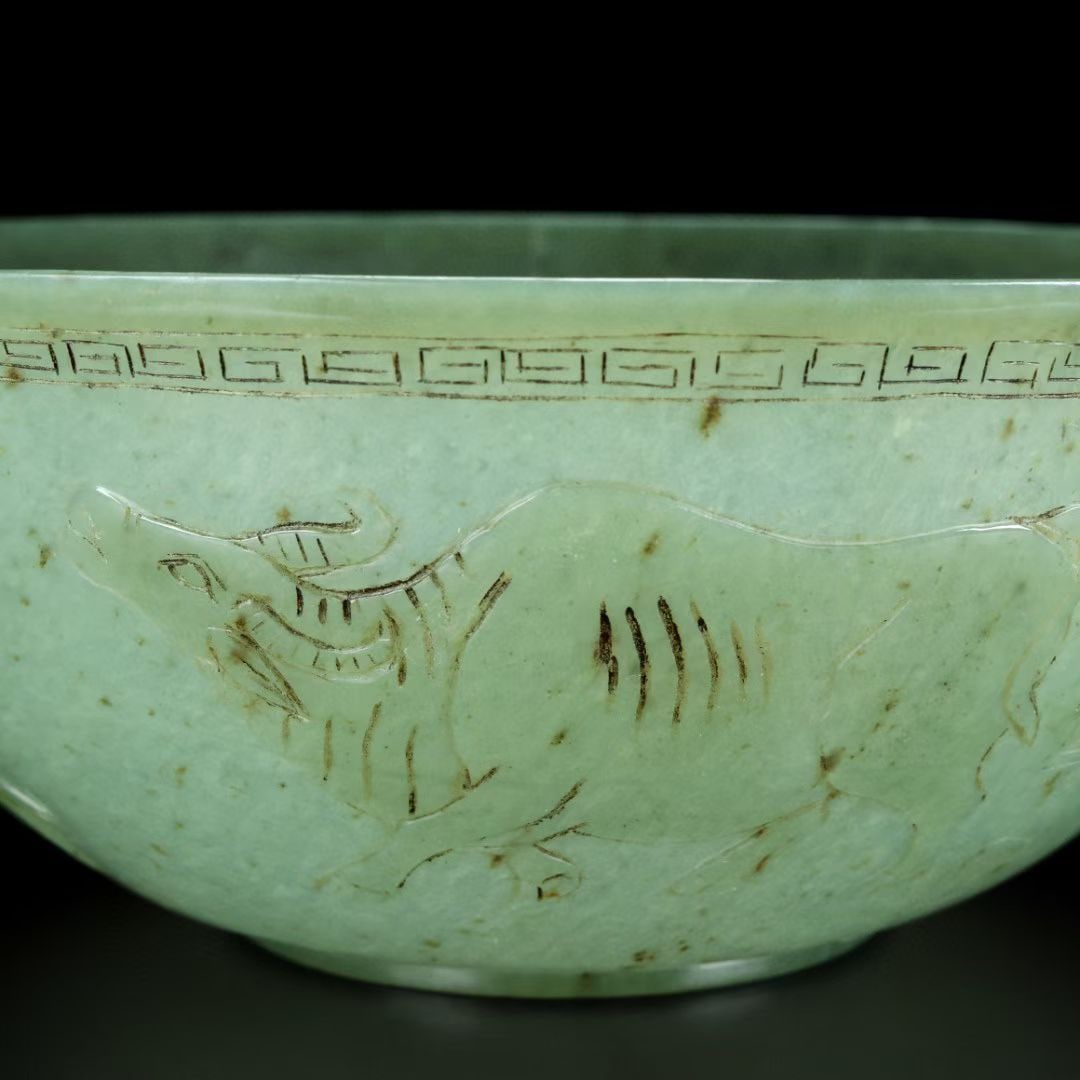 An Exquisite White Jade Buffalo Pattern Bowl - 8