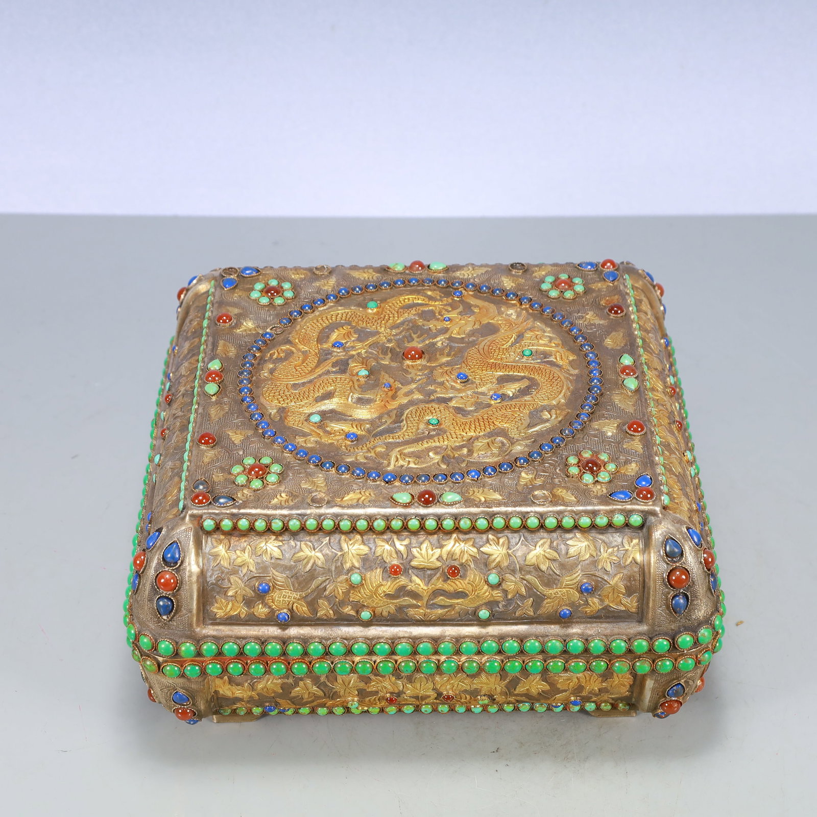 A Exquisite Gilt Silver Inlaid Gems Flower and Bird Pattern Dragon Pattern Box (1 of 8)