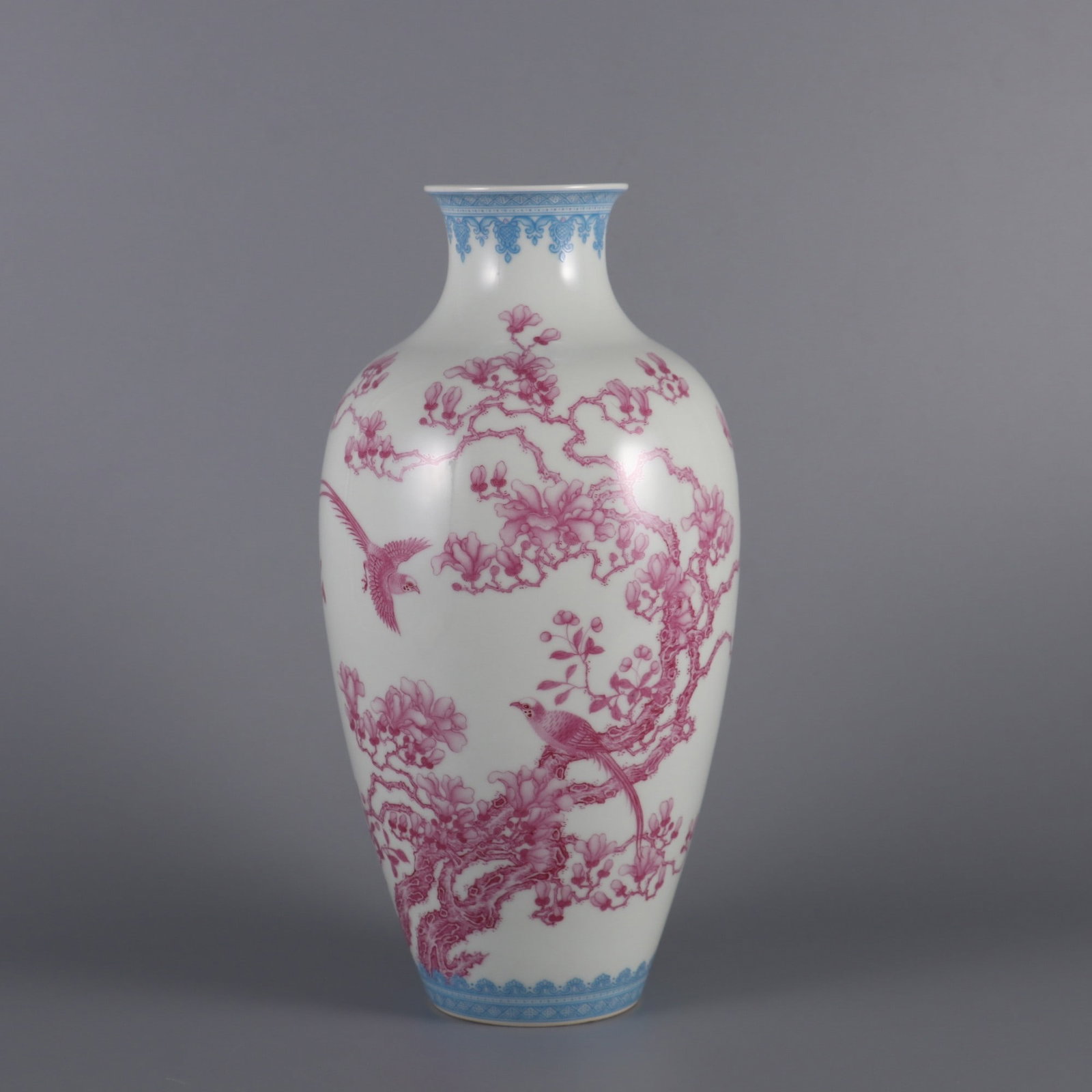 An Exquisite Ruby red Color Flower and Bird Pattern Vase,With Poem: An Exquisite Ruby red Color Flower and Bird Pattern Vase,With Poem,Qing Dynasty, China,Yongzheng Four-character Mark,Size:10.6inx5.1inx2.6in宝石红彩花鸟纹