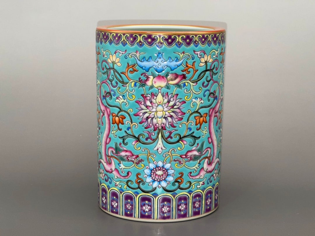 An Exquisite Famille-Rose Painted Gold Lotus and Dragon Pattern Brush Pot: An Exquisite Famille-Rose Painted Gold Lotus and Dragon Pattern Brush Pot,Qing Dynasty,China,Yongzheng Six-character