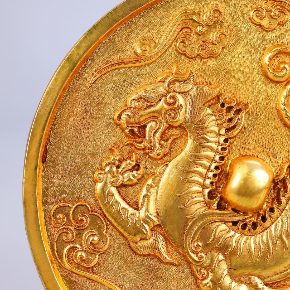 An Exquisite Gilt Bronze Dragon Pattern Mirror - 9