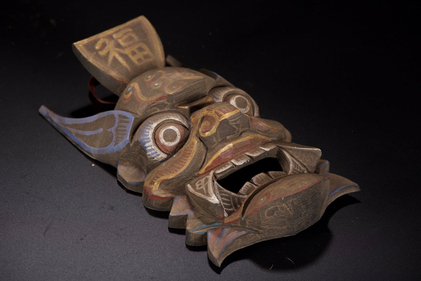An Exquisite Wood Painted Color Painted Gold Beast-Face Pattern Mask (1 of 10)