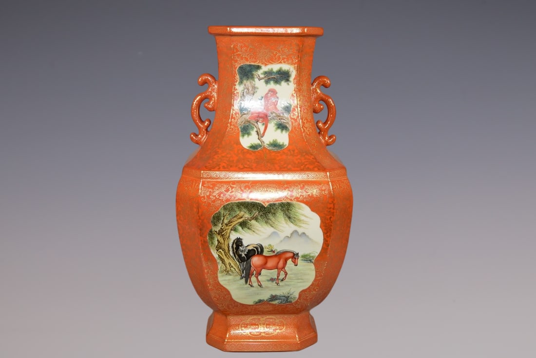 A Huge Famille-Rose Iron-Red Glazed Painted Gold Animal Pattern Double-Ears Vase: A Huge Famille-Rose Iron-Red Glazed Painted Gold Animal Pattern Double-Ears Vase,Qing Dynasty, China,Qianlong Six-character Mark,Size:17.5inx6.1inx6.3in粉彩矾红釉描