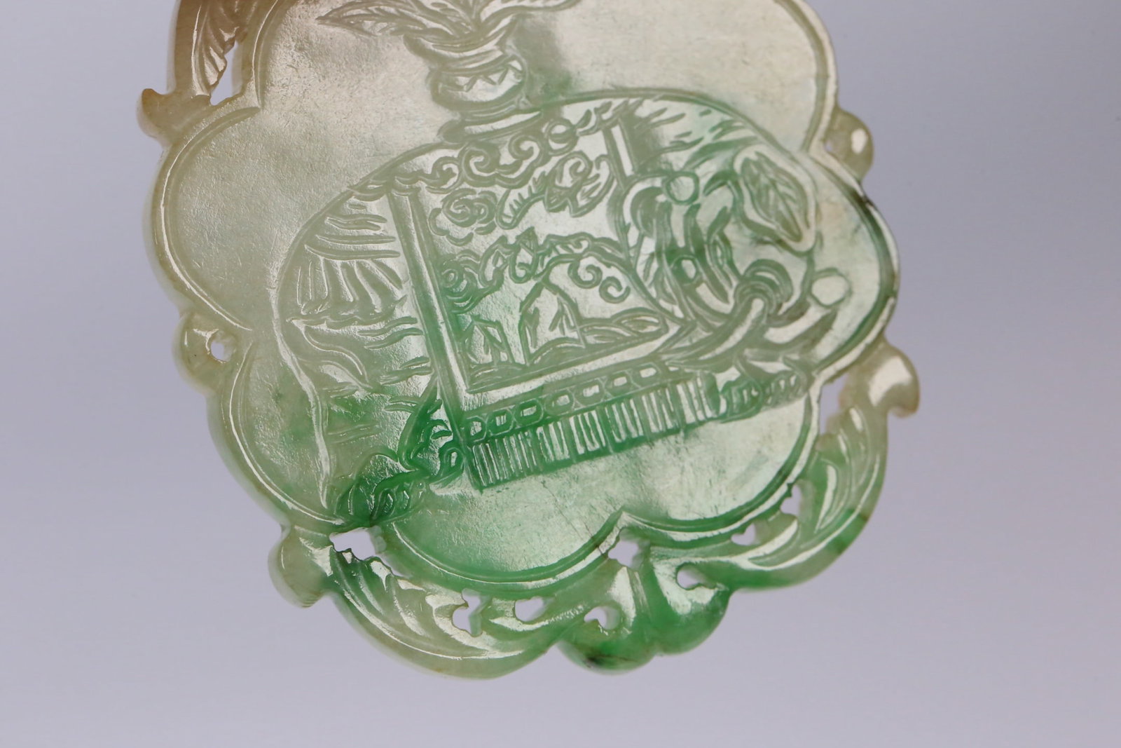 An Exquisite Jadeite Elephant Pattern Pendant - 5