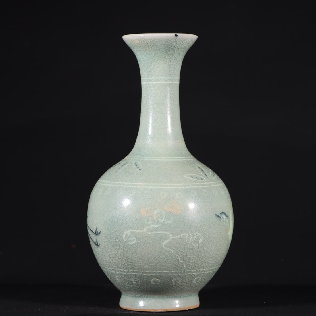 An Exquisite Celadon Crane Pattern Vase - 5