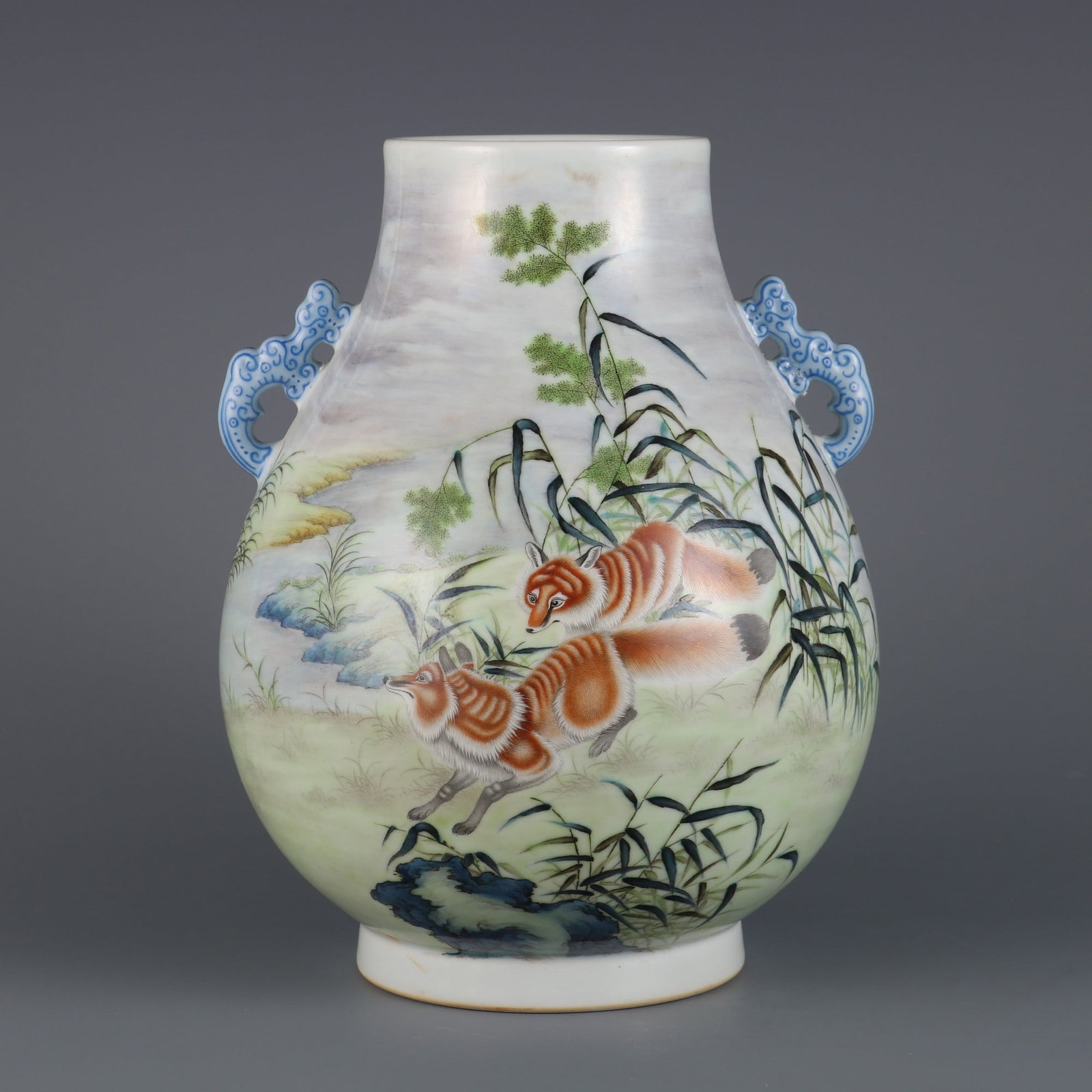An Exquisite Enamel Fox Pattern Double-Ears Vase,With Poem: An Exquisite Enamel Fox Pattern Double-Ears Vase,With Poem,Qing Dynasty, China,Yongzheng Four-character