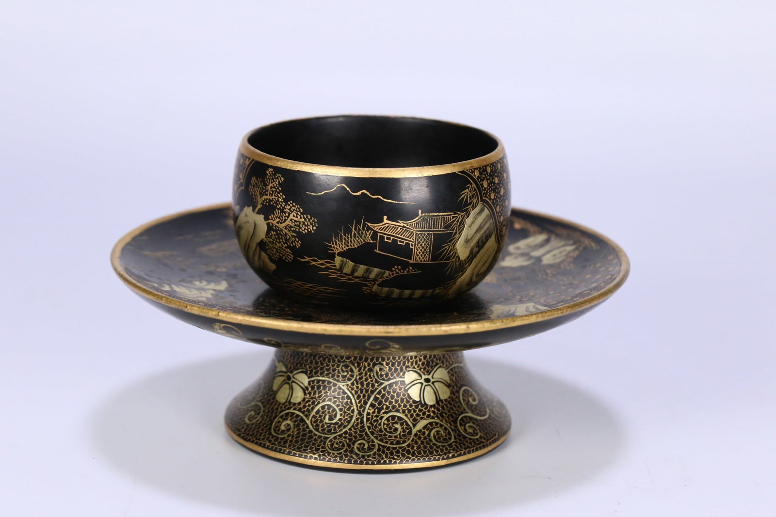 An Exquisite Lacquerware Painted Gold Landscape Pattern Cup,With Tray (1 of 9)