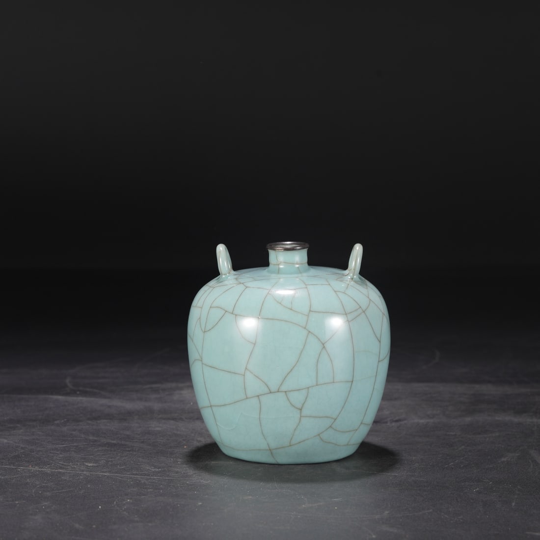 An Exquisite Guan yao Celadon Glazed Cover with Silver Double-Ears Vase,With an Imperial Poem by: An Exquisite Guan yao Celadon Glazed Cover with Silver Double-Ears Vase,With an Imperial Poem by Emperor Qianlong,Song Dynasty, China,Size:5.1inx1inx5.1in官窑青釉银ࡣ