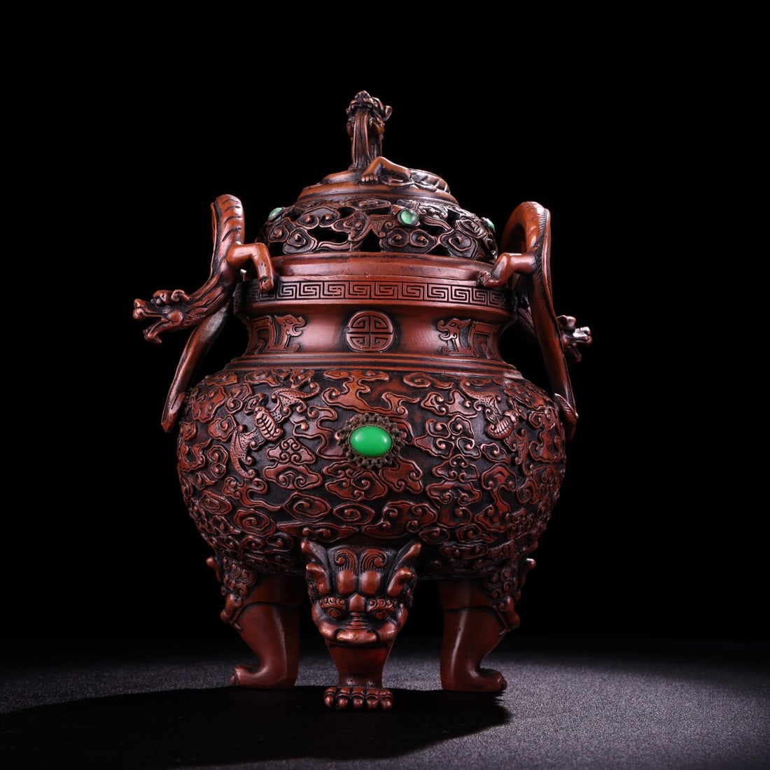 An Exquisite Bronze Inlaid Gems Auspicious Cloud and Bats Pattern Dragon-Ears Beast Legs Censer: An Exquisite Bronze Inlaid Gems Auspicious Cloud and Bats Pattern Dragon-Ears Beast Legs Censer,Qing Dynasty,China,Qianlong Four-character Mark,Size:9.1inx7.1in,Weight:1980g铜镶宝