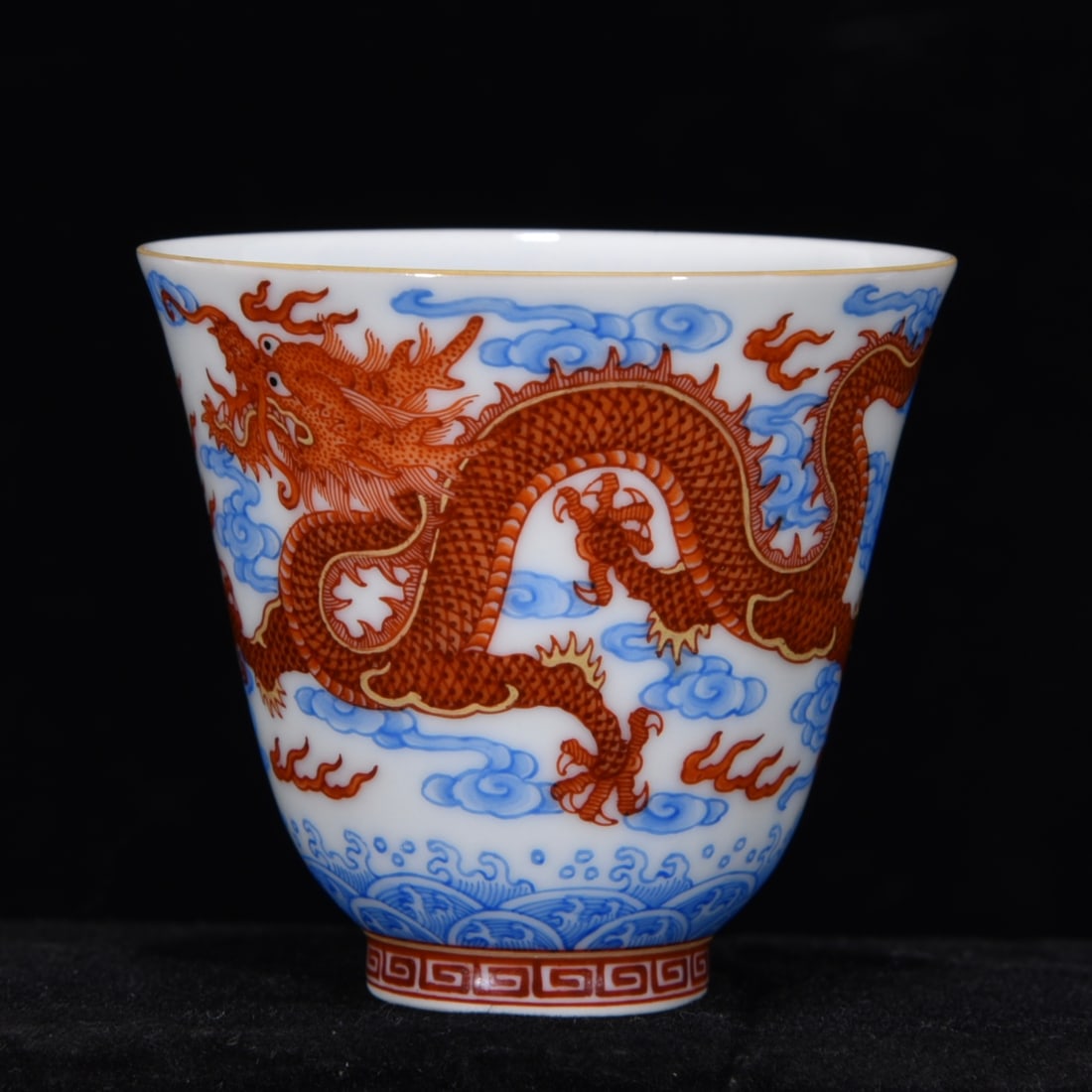 An Exquisite Blue and White Iron-Red Glazed Auspicious Cloud,Dragon and Phoenix Pattern Cup (1 of 9)