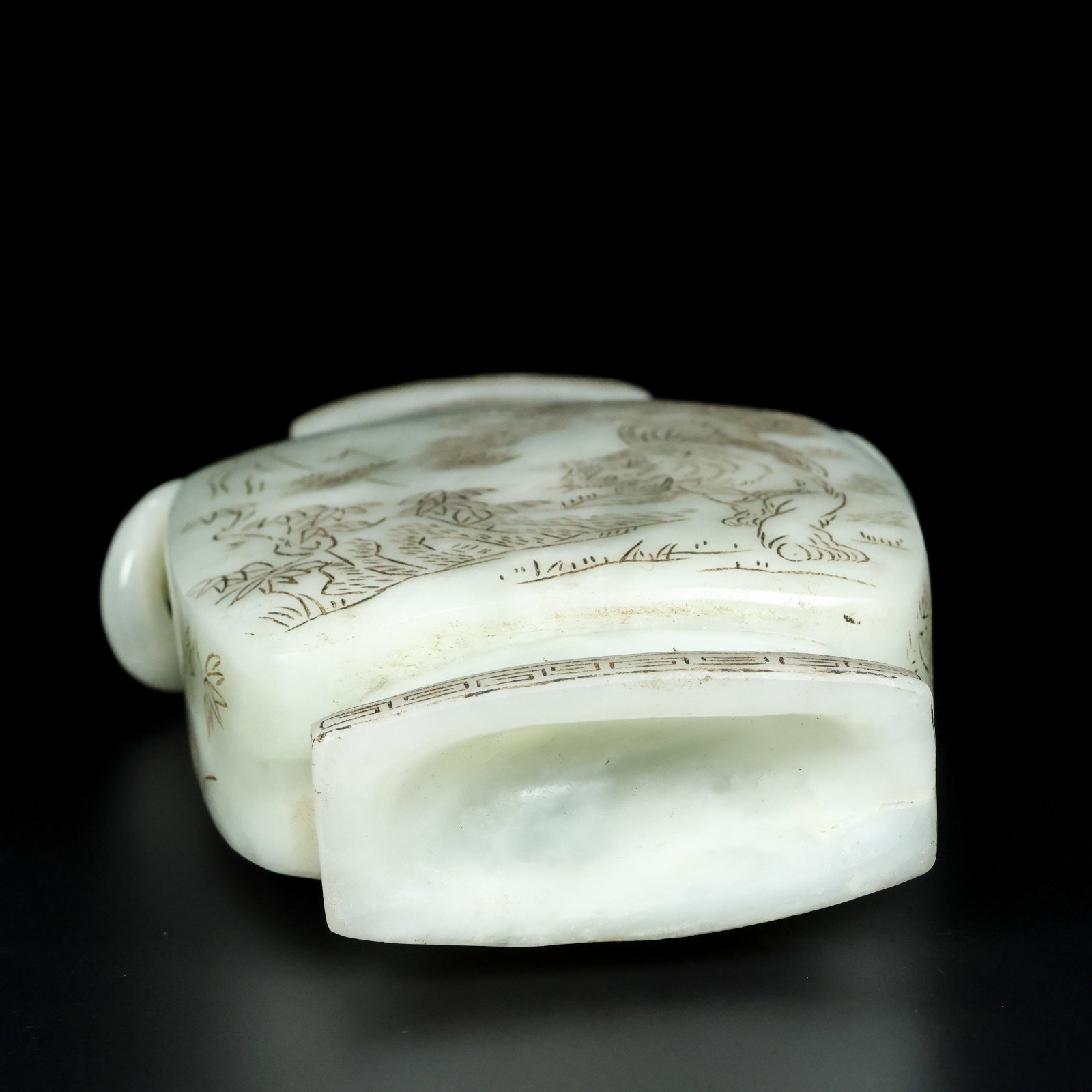 A Rare White Jade Tiger Pattern Double-Ears Vase - 9