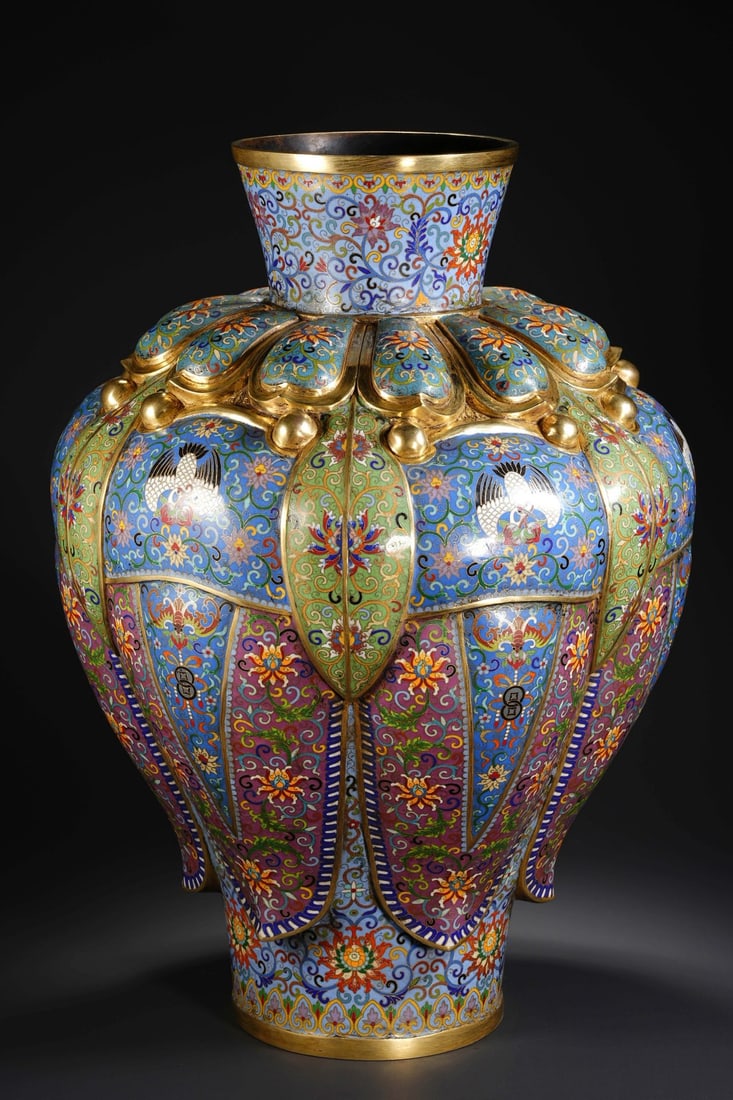 An Exquisite Cloisonne Lotus Pattern Crane Pattern Vase - 8