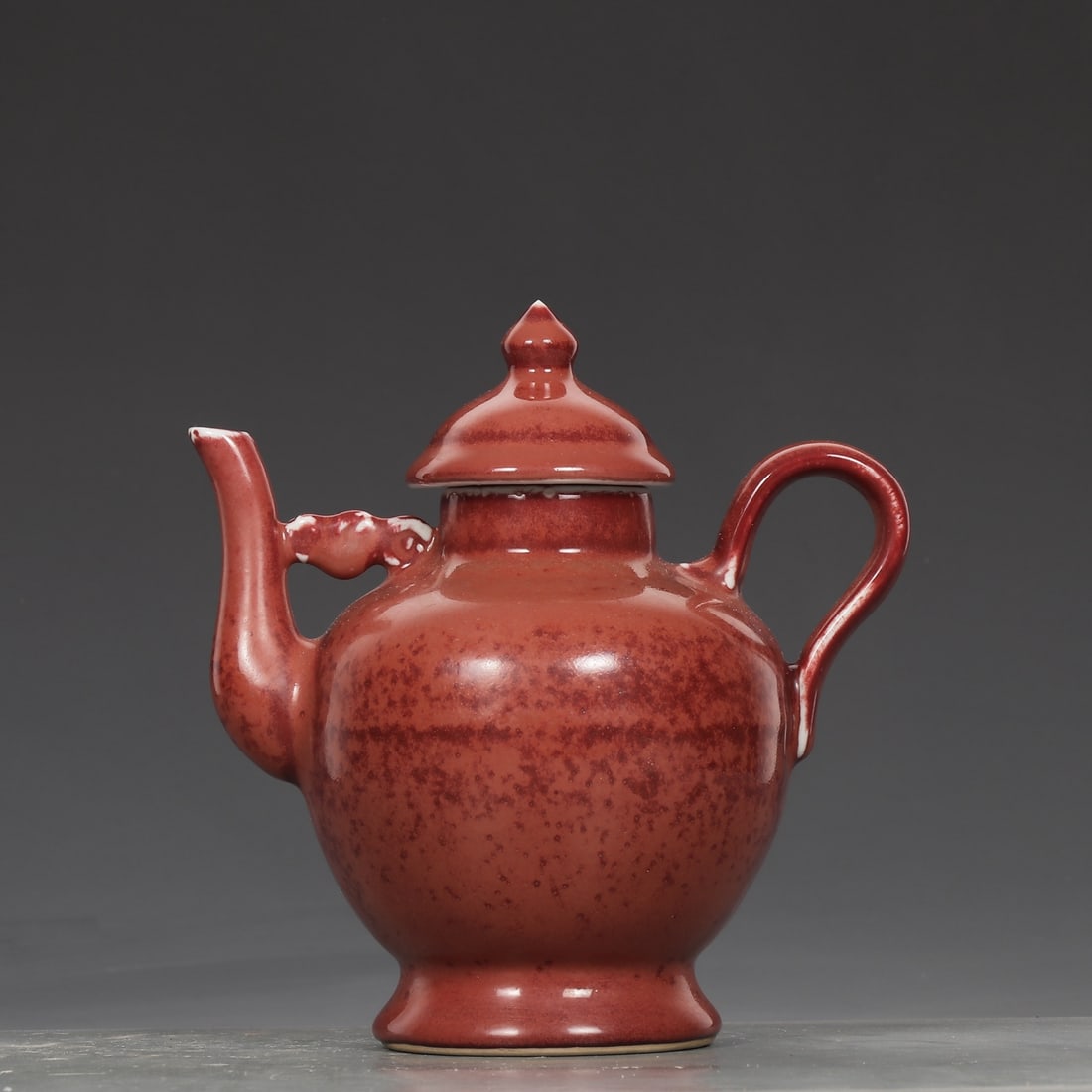 An Exquisite Ruby red-Glazed Ewer - 2