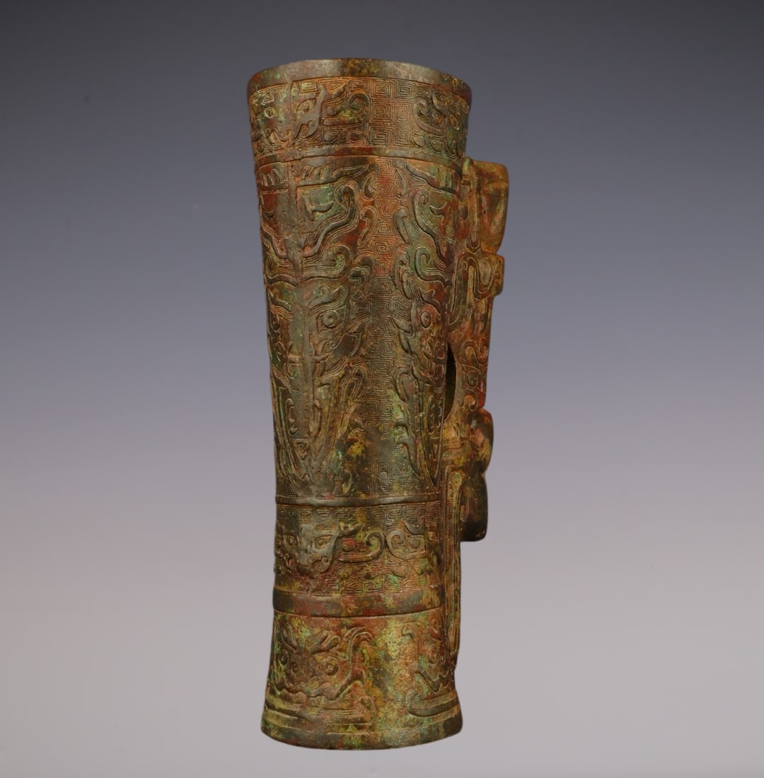 An Archaic Bronze Beast-Face Pattern Cup - 4