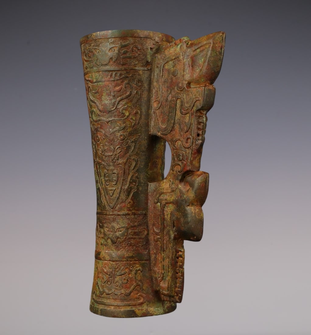 An Archaic Bronze Beast-Face Pattern Cup - 7
