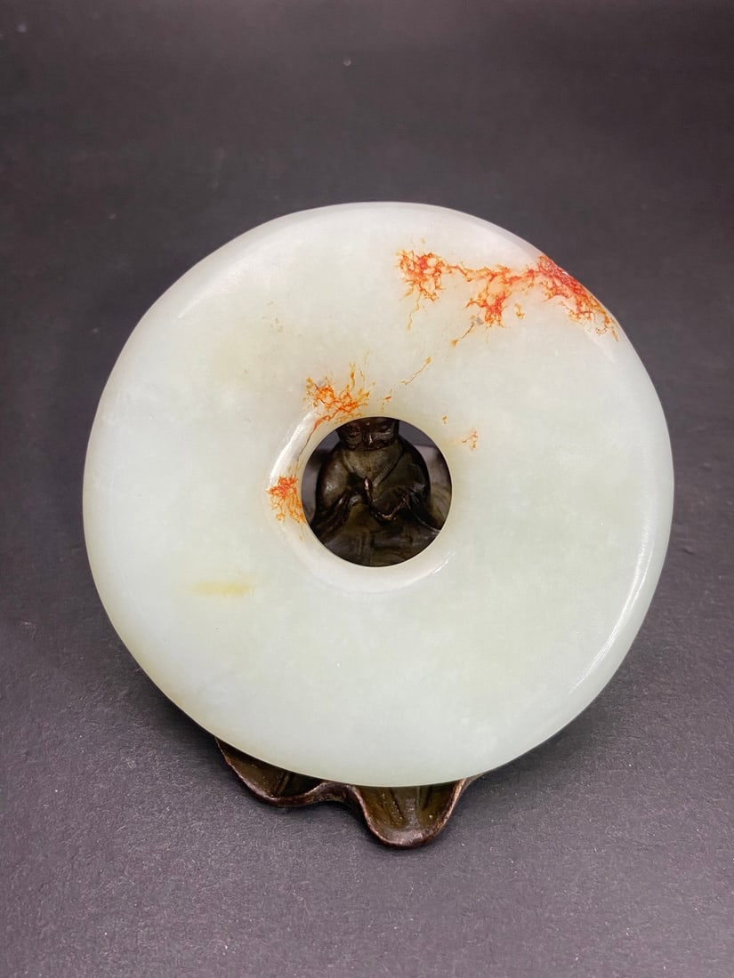 An Exquisite White Jade Pendant: An Exquisite White Jade Pendant,Qing Dynasty,China,Size:3.5inx0.4in,Weight:149g白玉挂件,中国清代,Size:8.88cmx0.96cm,Weight:149g