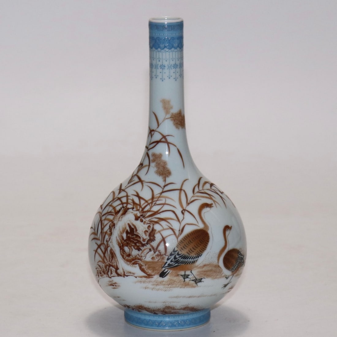 An Exquisite Ink Color Reed Goose Pattern Vase,With Poem: An Exquisite Ink Color Reed Goose Pattern Vase,With Poem,Qing Dynasty, China,Qianlong Six-character Mark,Size:7.2in墨彩芦雁纹瓶,带诗文,中