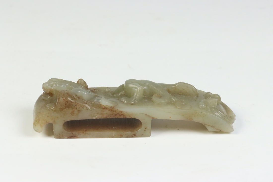 An Exquisite White Jade Chi-Dragon Pattern Ornament: An Exquisite White Jade Chi-Dragon Pattern Ornament,Qing