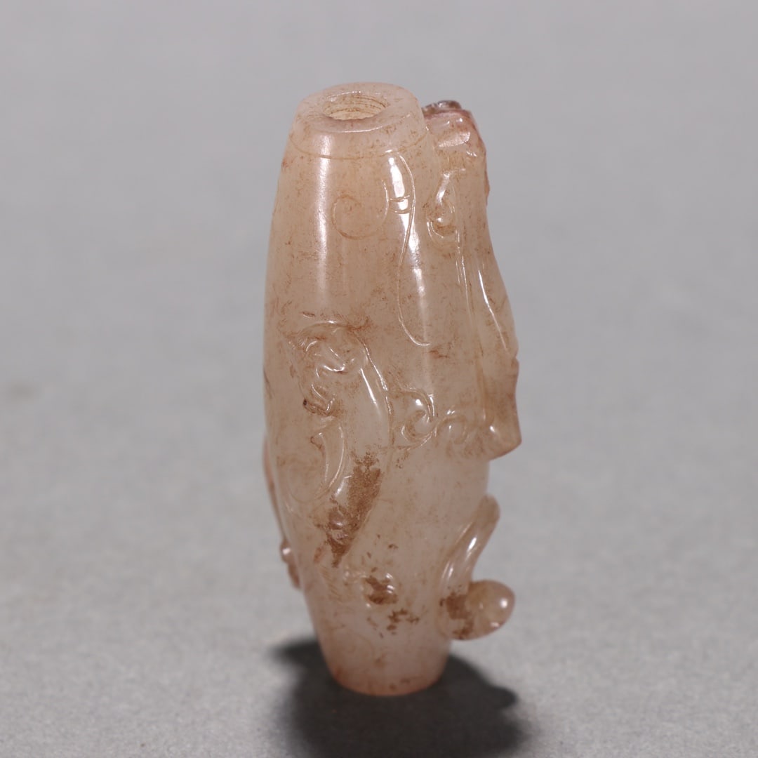 An Exquisite White Jade Chi-Dragon Pattern Pendant - 2