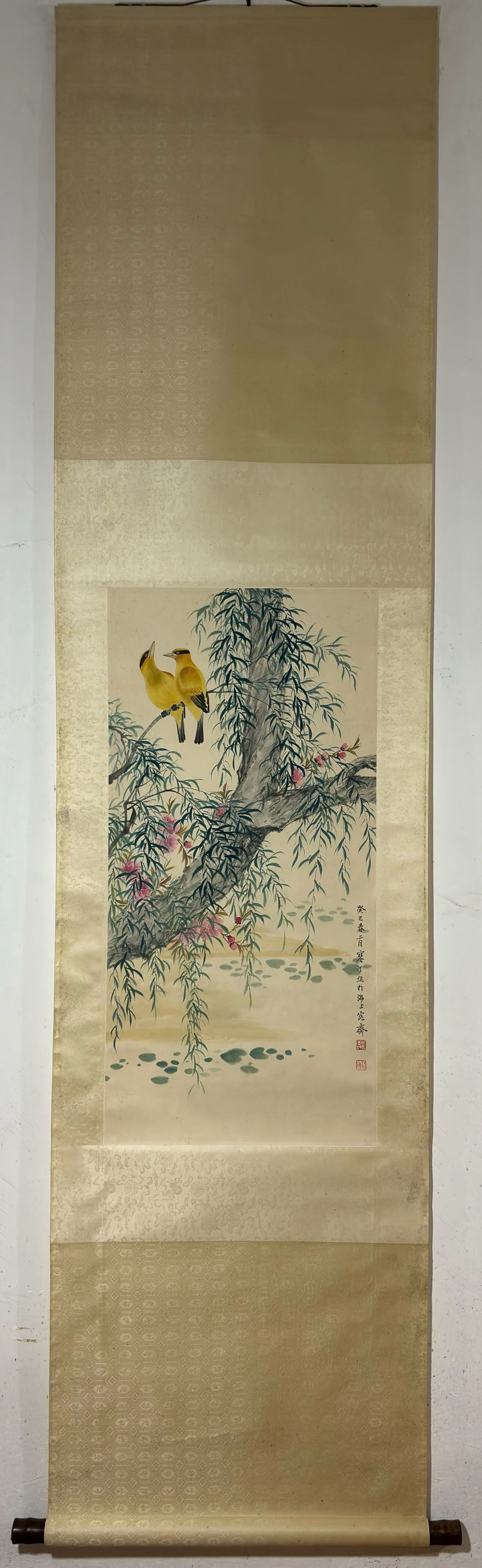 A Chinese Vertical Scroll Ink Painting of Flower and Bird on Paper,Jiang Hanting: A Chinese Vertical Scroll Ink Painting of Flower and Bird on Paper,Jiang Hanting,Size:(Without frame)31.9inx15.6in一幅中国水墨花鸟画立๘